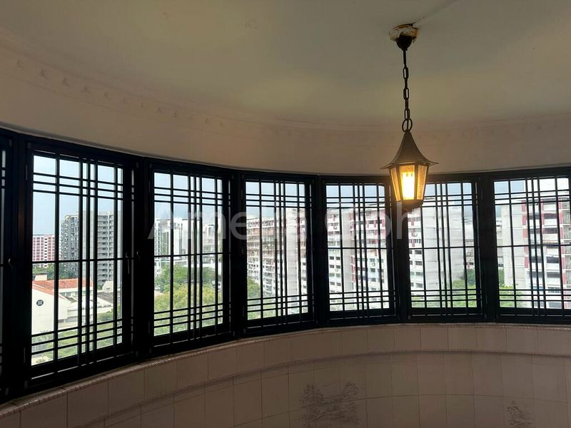 5 Room (5I) HDB for Rent in  649 Hougang Avenue 8 - Image 1